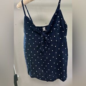L women’s Navy top Barely worn
